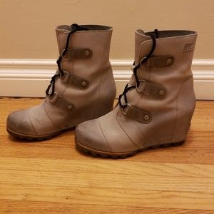 Sorel Joan of Arctic Wedge, gently used